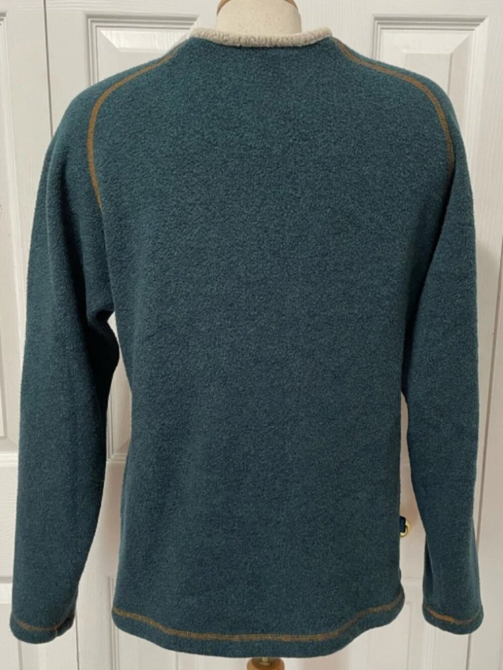 Kuhl Men's Teal Crewneck Pullover with Tan Stitching